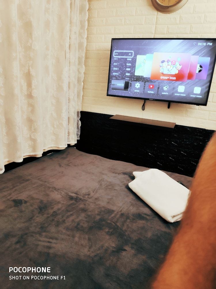 Carmel Market Apartments Double or Twin Room, 1 Bedroom 13