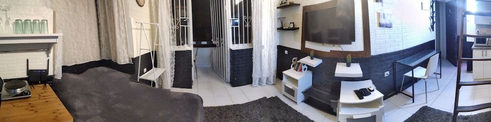 Carmel Market Apartments Design Studio Suite 12