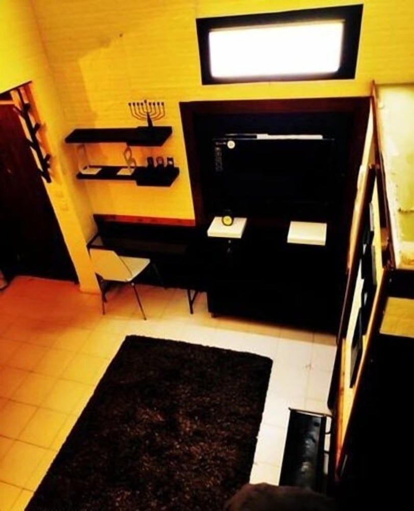 Carmel Market Apartments Design Studio 20