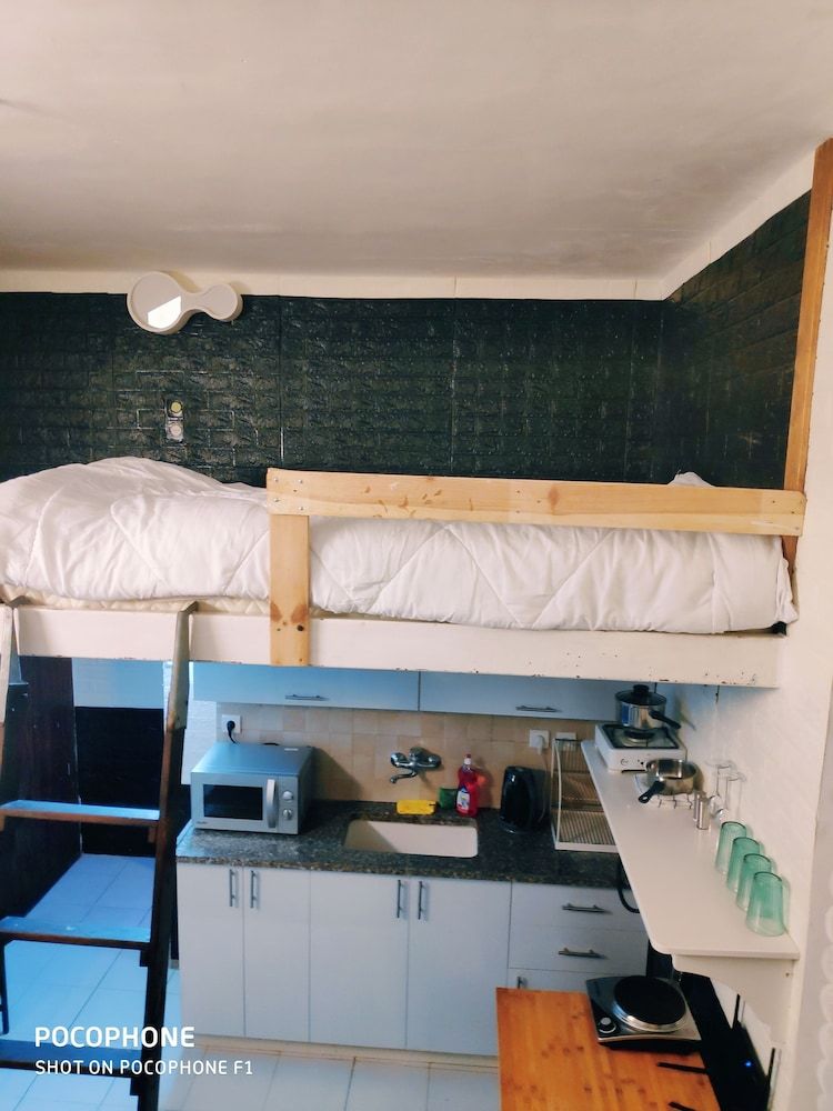 Carmel Market Apartments Design Studio Suite 8