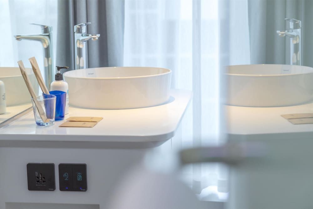 undefined Tru by Hilton Hanoi Station 7