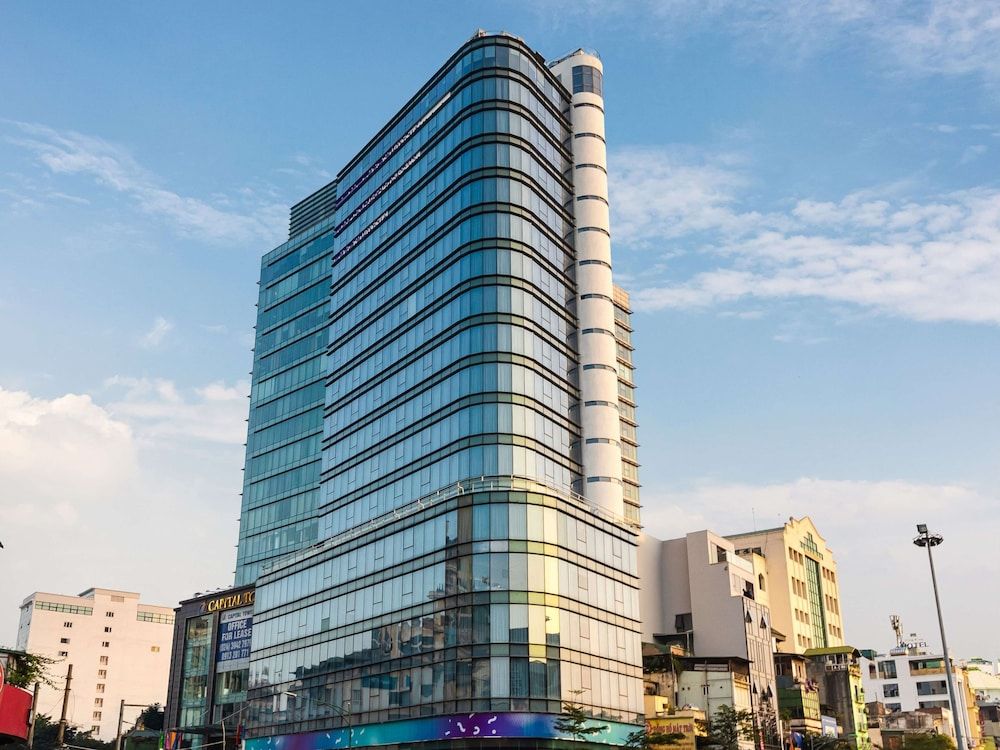 undefined Tru by Hilton Hanoi Station 7