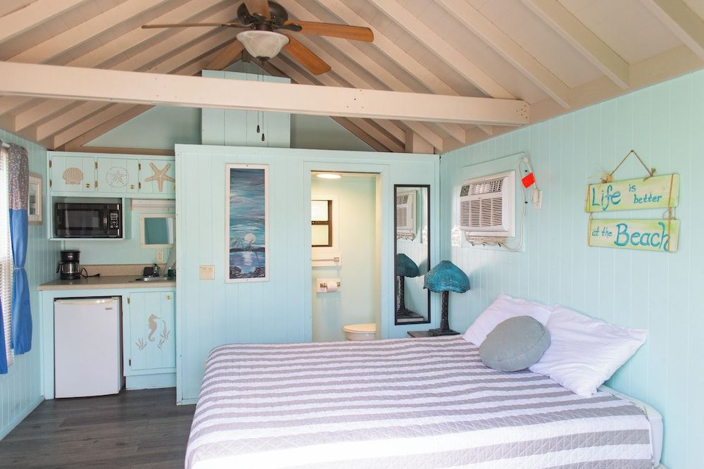 Standard Cabin, 1 Queen Bed