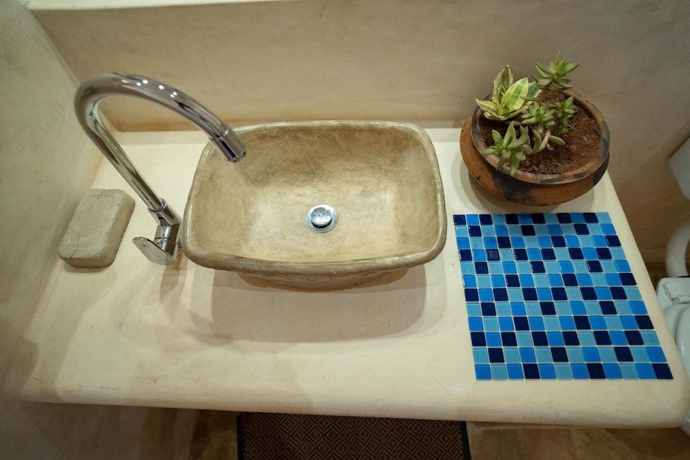 Eden Estates & Boutique Lodge Deluxe Double Room, 1 Bedroom, Pool Access 8