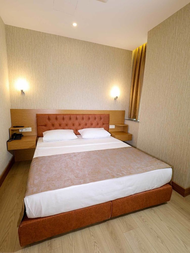 undefined Grand Elmira Suites 10