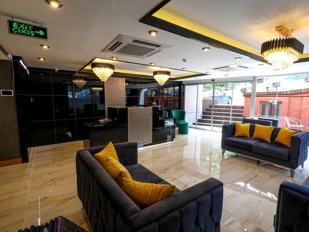 undefined Grand Elmira Suites 3