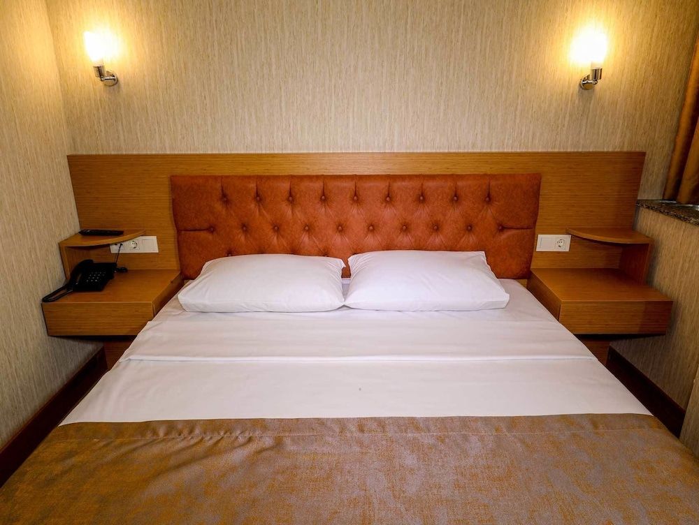 undefined Grand Elmira Suites 9