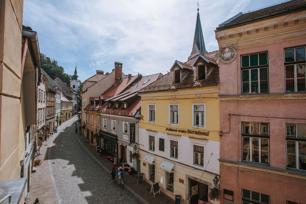 Lesar Hotel Angel Suite (Master) 8