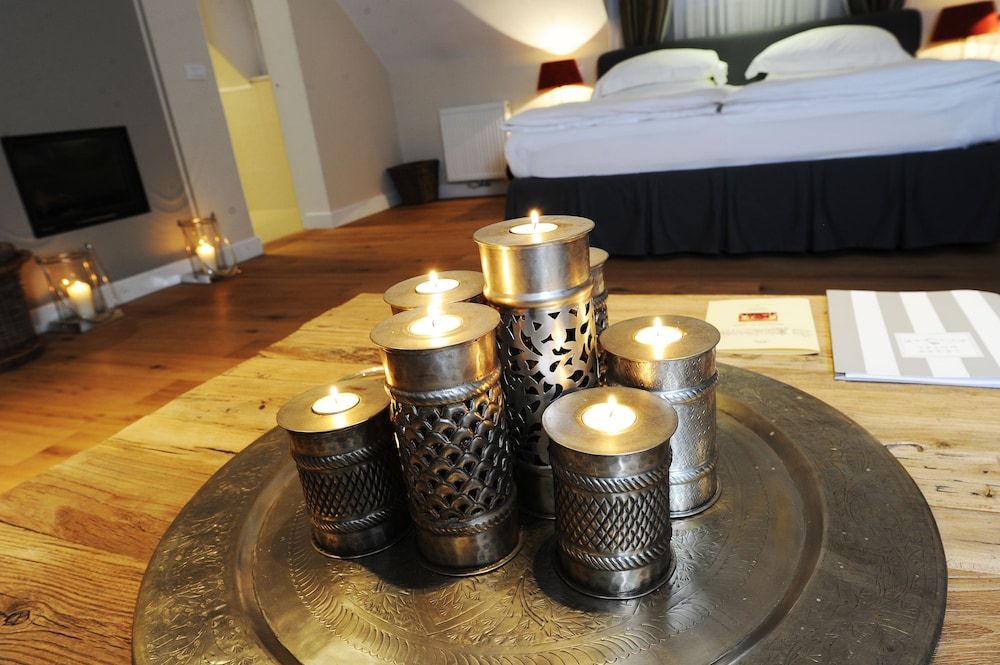 undefined Lesar Hotel Angel 9