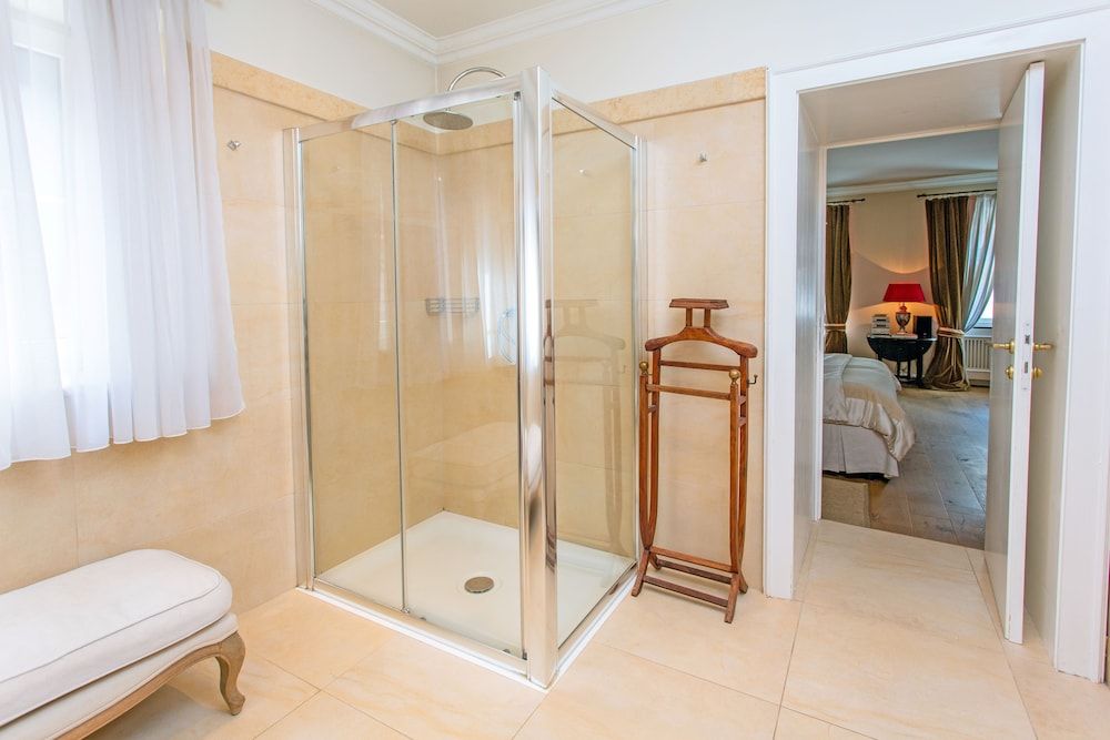 Lesar Hotel Angel Suite (Master) 7