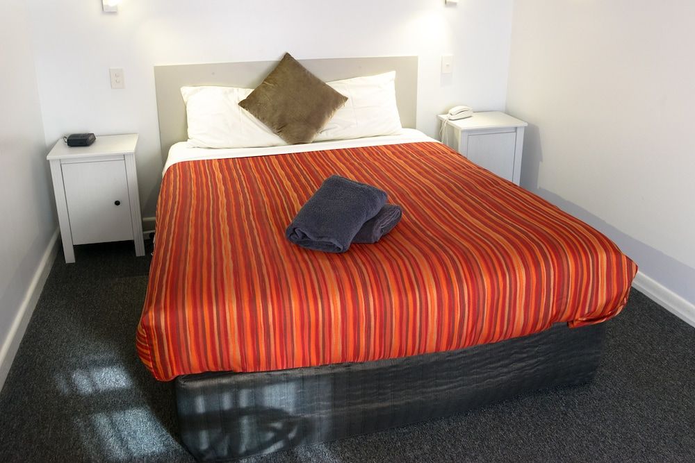 Standard Suite, 1 Bedroom, Non Smoking (Standard Queen Room)