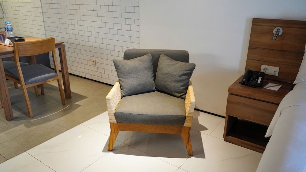 Nagomi Suites & Hotel Deluxe Room, 1 King Bed 19