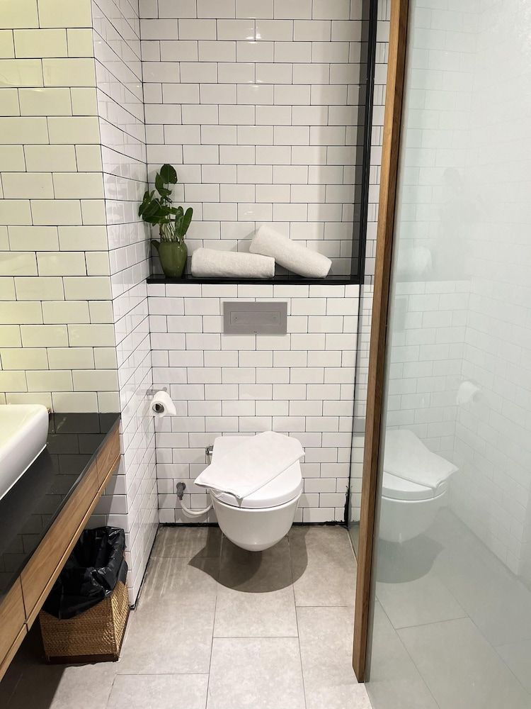 Nagomi Suites & Hotel Deluxe Room, 1 King Bed 13