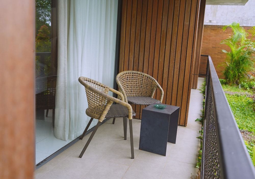 Nagomi Suites & Hotel Deluxe Room, 1 King Bed 5