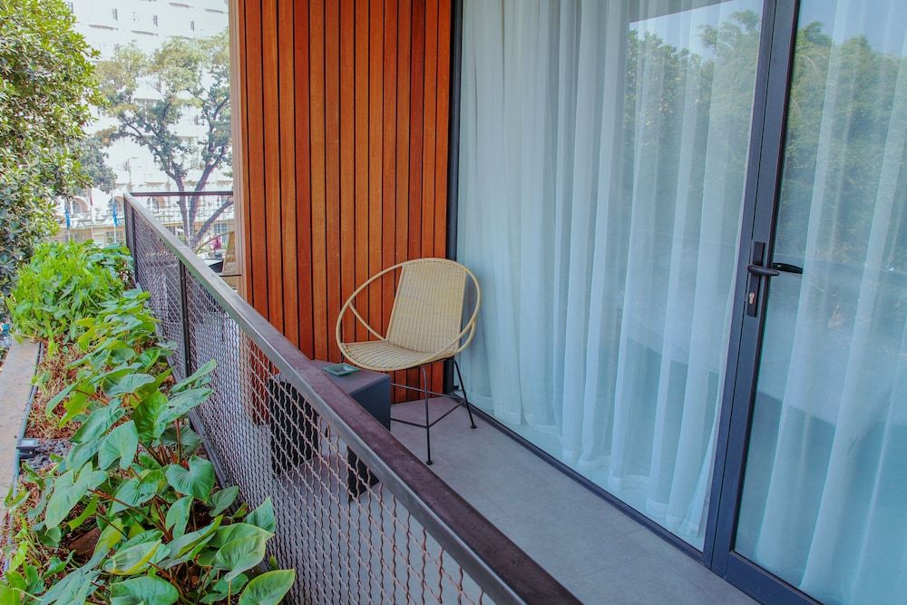 Nagomi Suites & Hotel Deluxe Room, 1 King Bed 7