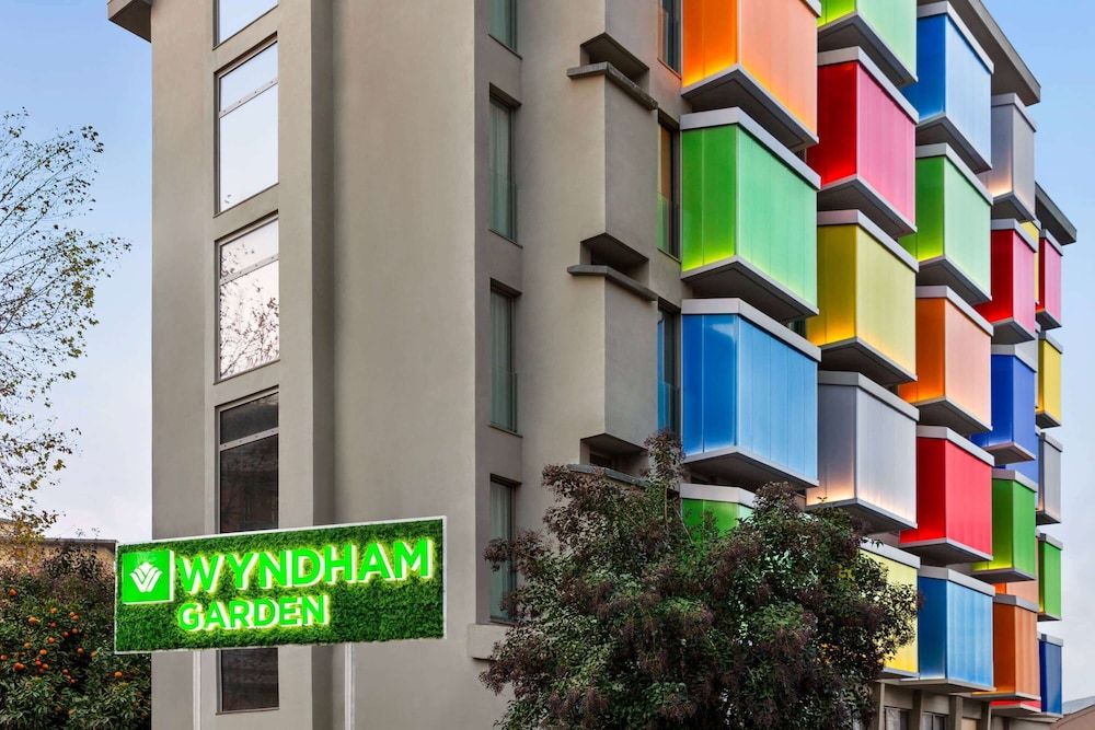 undefined Wyndham Garden Florence 3