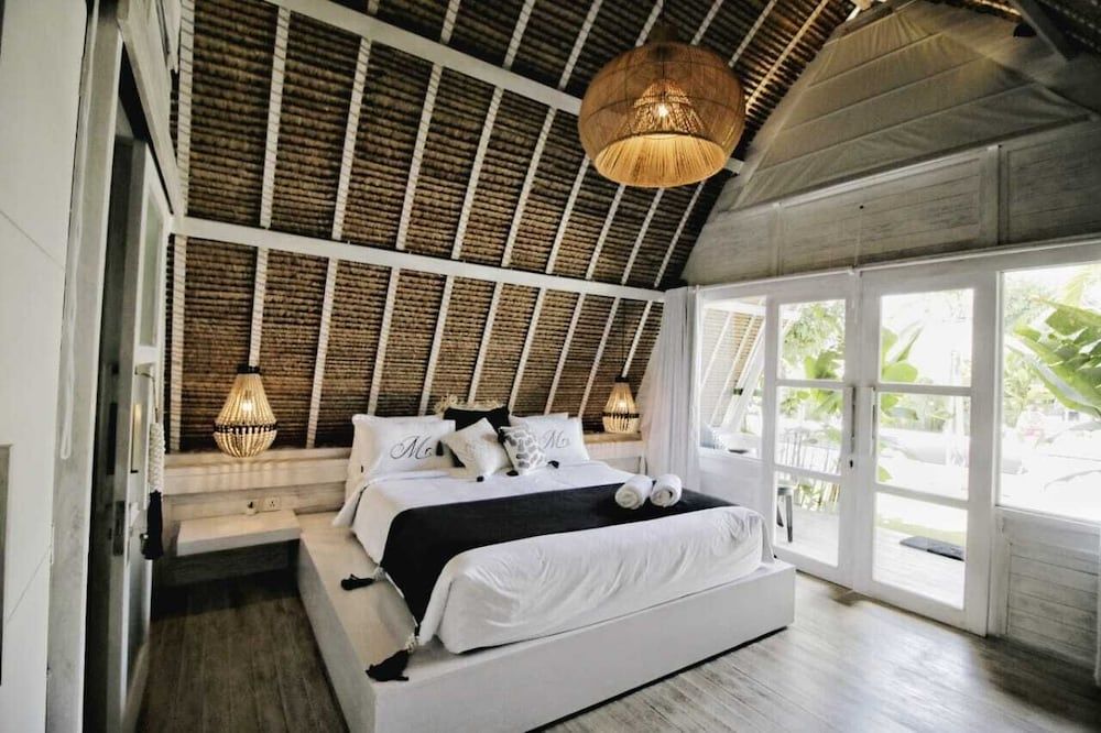 White Palm Hotel Bali Double Room, Pool View (Gypsy Chic) 3