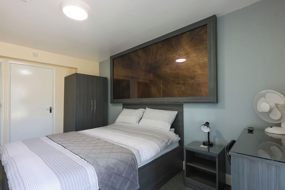 OYO Honeycroft Lodge Standard Double Room, 1 Double Bed 2