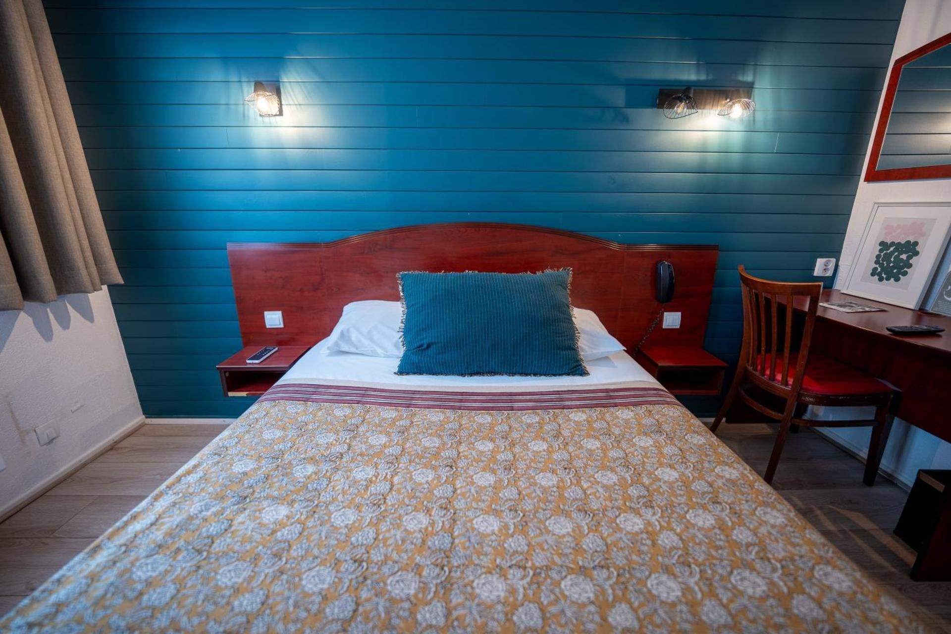 Grand Hotel De La Poste - Lyon Sud - Vienne Small Double Room (1 Person) 2