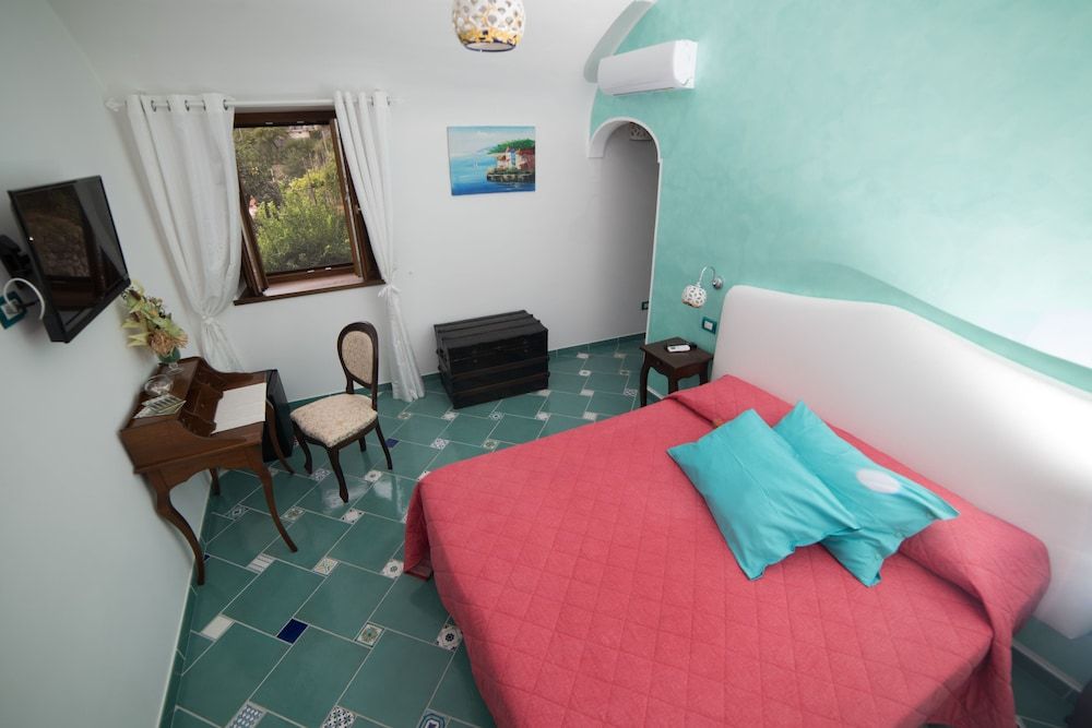 San Giacomo Relais Double Room, 1 Queen Bed, Mountain View (Ripolo 3) 3