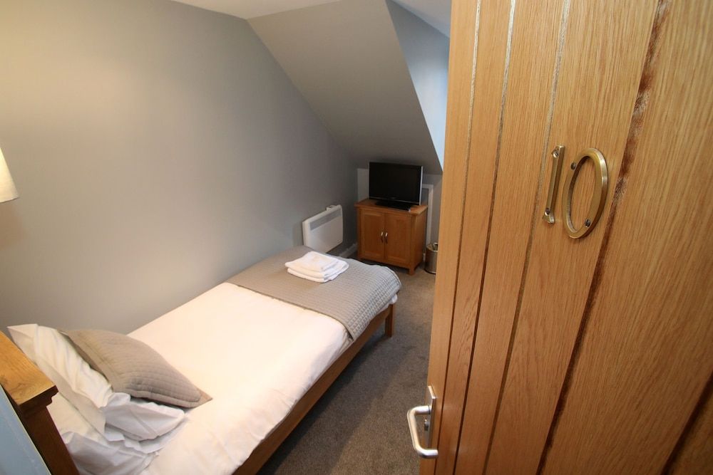 The Royal Hotel Stromness Standard Single Room 4