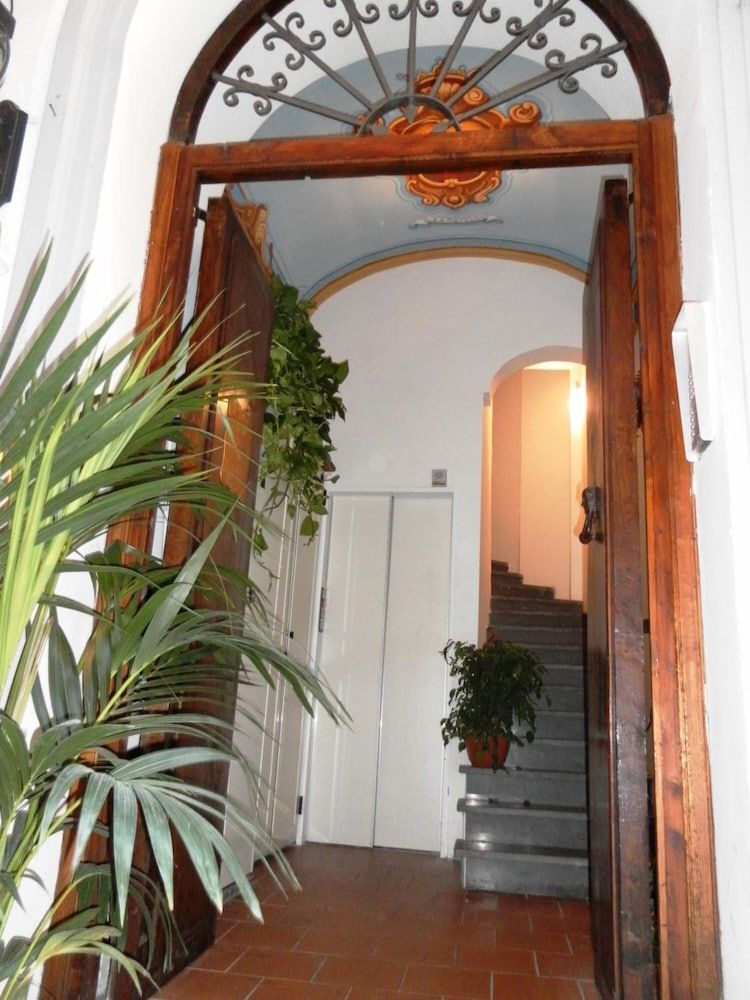 undefined Old Taverna Sorrentina 5