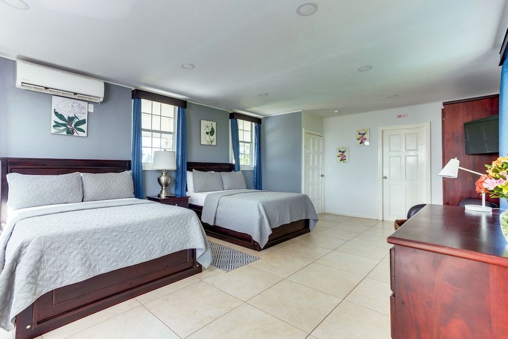 Harbour View Boutique Hotel & Wellness Retreat Panoramic Apartment, 2 Double Beds, Non Smoking, Kitchenette 4