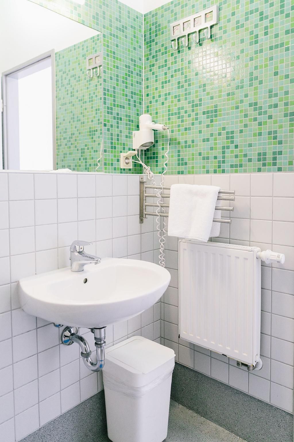St Christopher's Berlin Mitte - Hostel Twin Ensuite 6