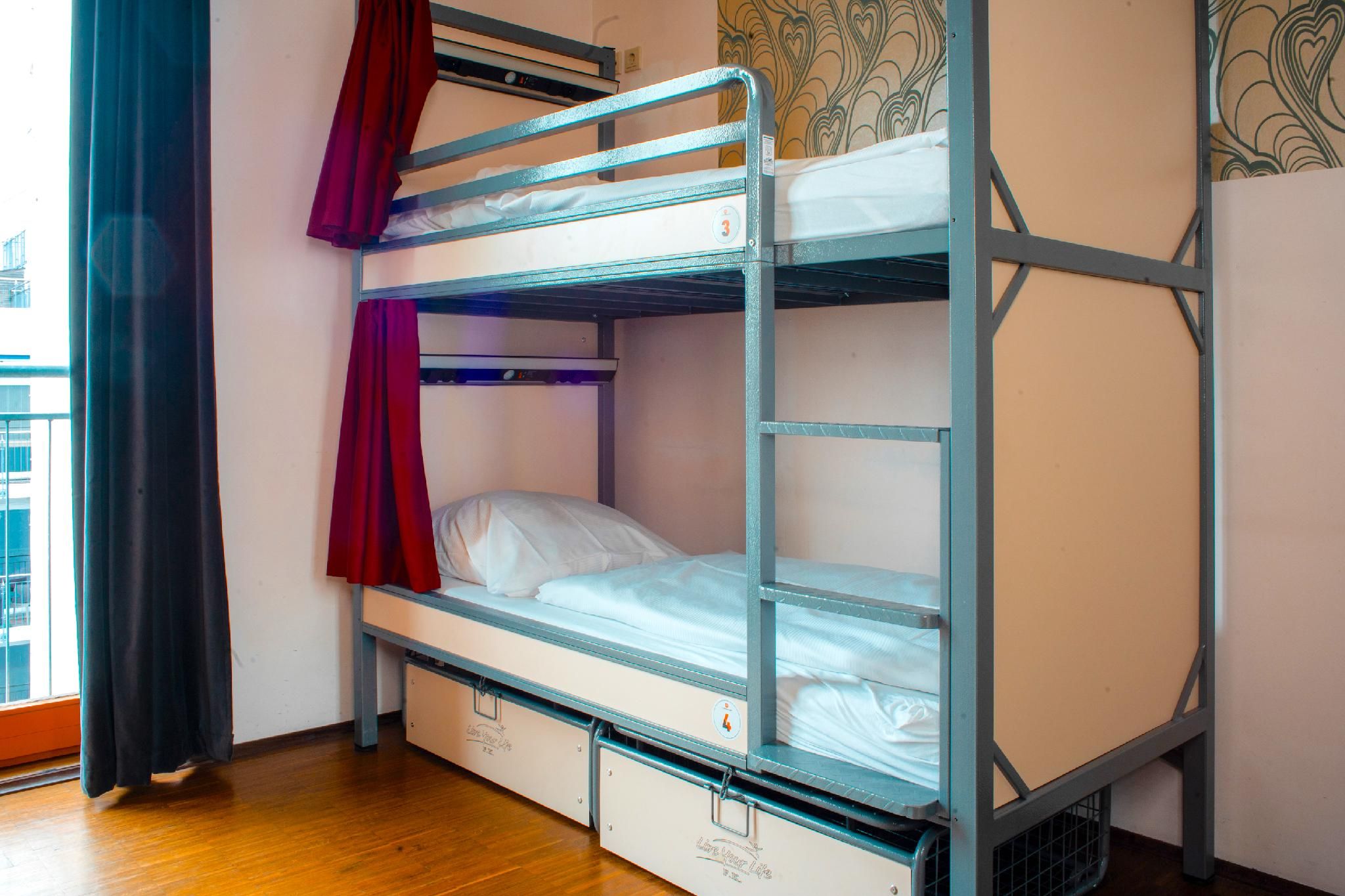 Private 2-Bed Bunk with Private Bathroom