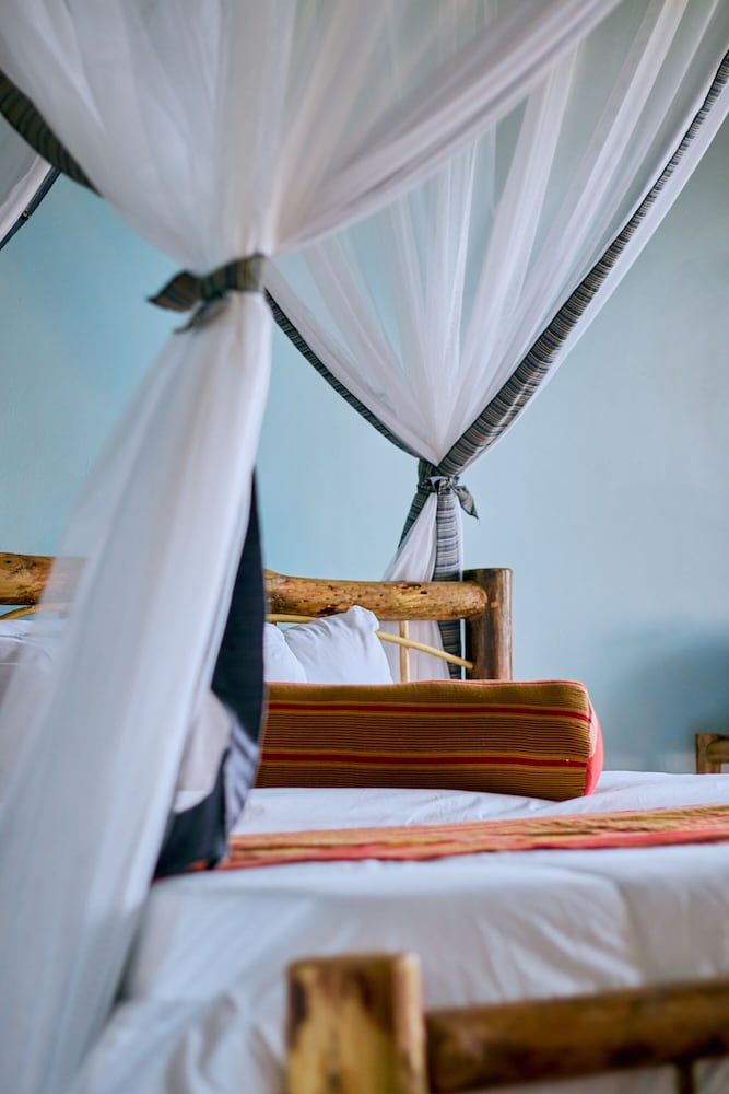 Buffalo Safari Lodge