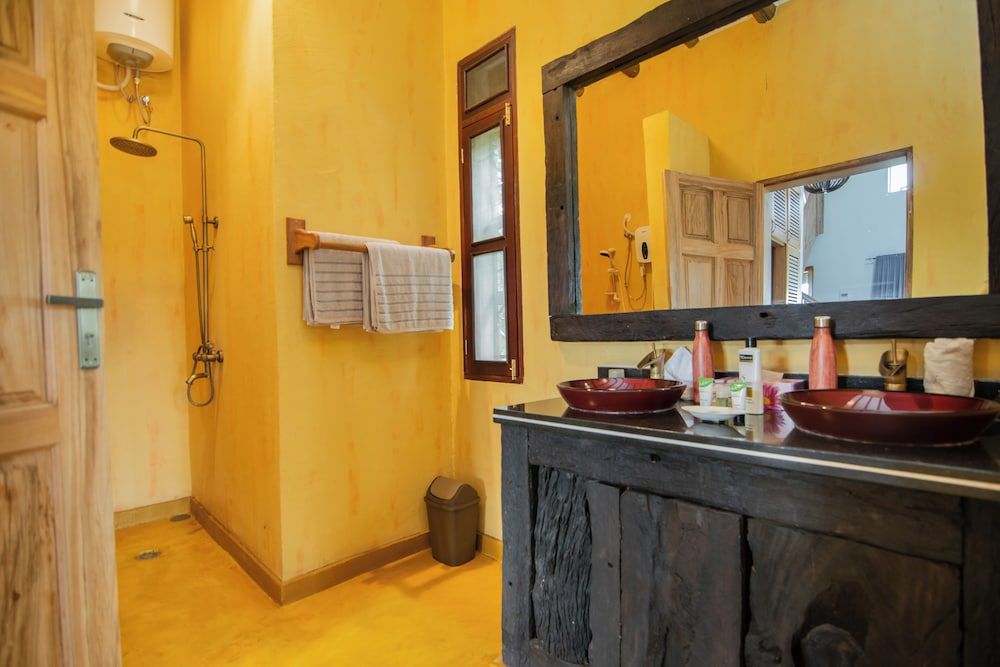 Buffalo Safari Lodge Superior Double or Twin Room 7