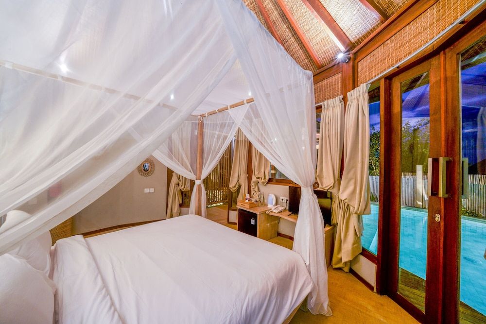 Blue Lagoon Avia Villas One Bedroom Villa Madudu Ocean View with Private Pool 10