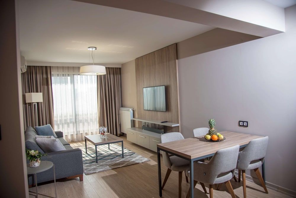 Best Western Premier Plovdiv Hills Suite, 1 King Bed, Non Smoking, Kitchenette (with Sofabed) 5