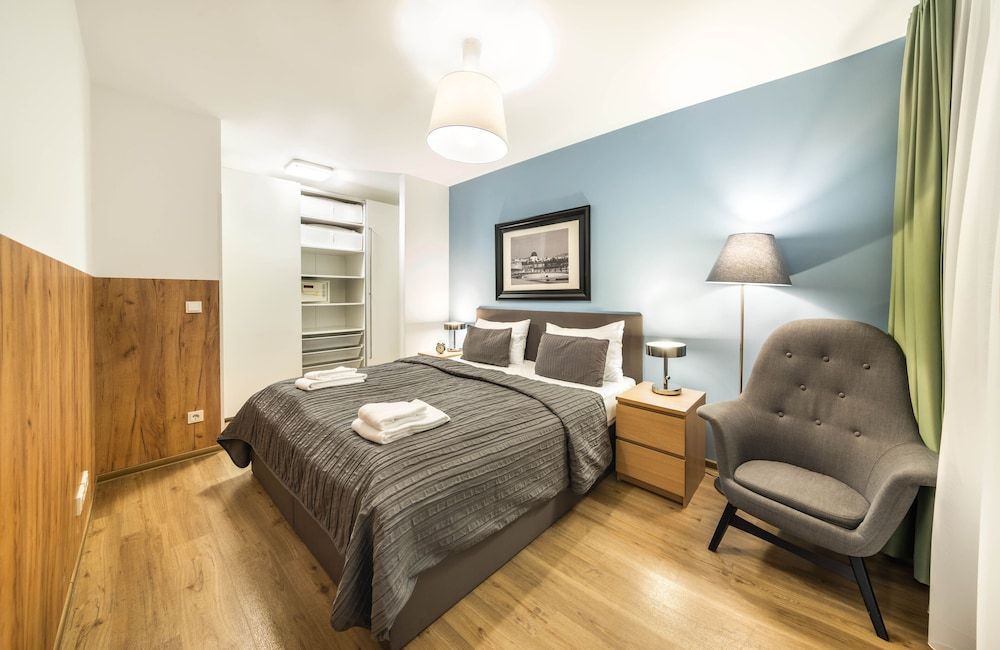 Jimmy's Apartments Siena Suite, 1 Bedroom, Balcony 3