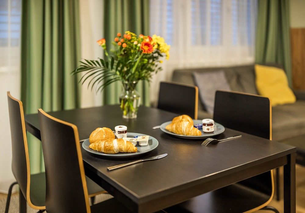 Jimmy's Apartments Siena Executive Apartment, 1 Bedroom 3