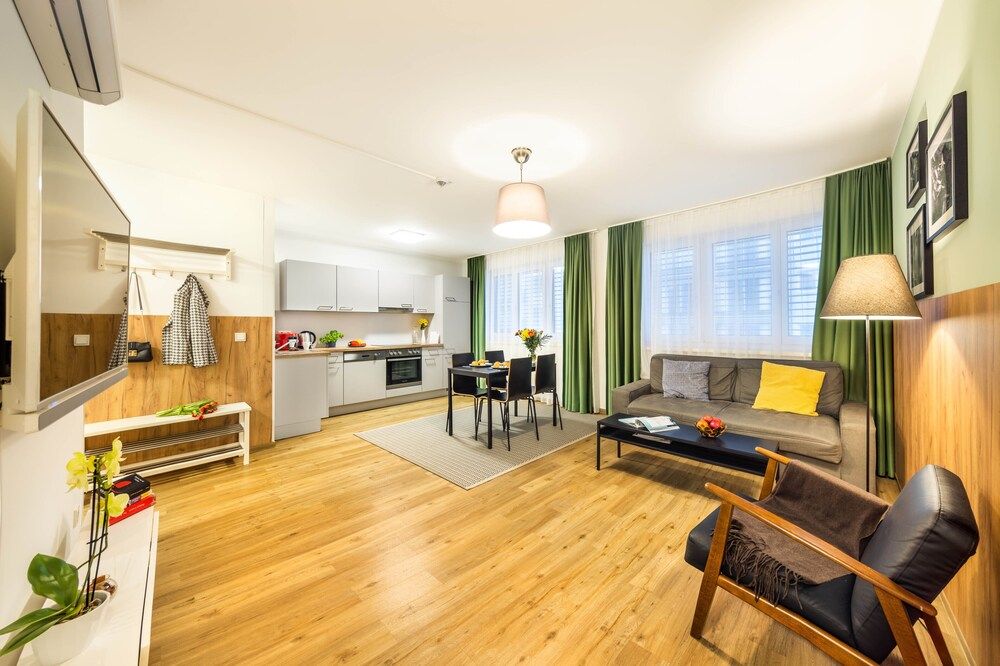 Jimmy's Apartments Siena Executive Apartment, 1 Bedroom 10