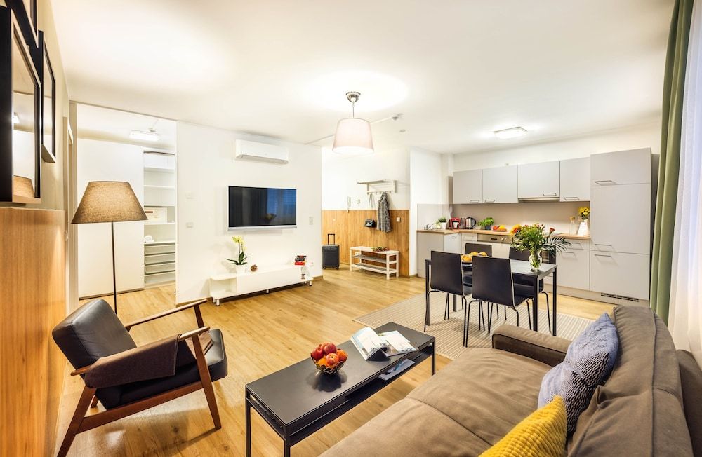 Jimmy's Apartments Siena Executive Apartment, 1 Bedroom 7