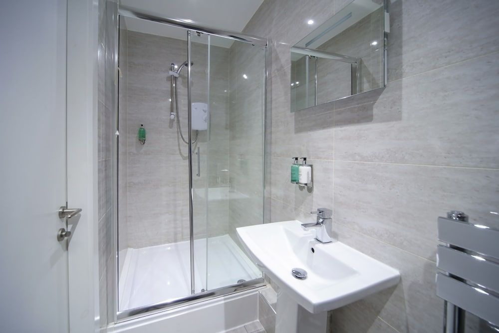 CityStop Apartments Wood Street Studio Apartment – Sleeps 2 8