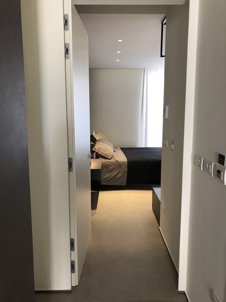 Golden Suites 50 Deluxe Room (Diamond) 10