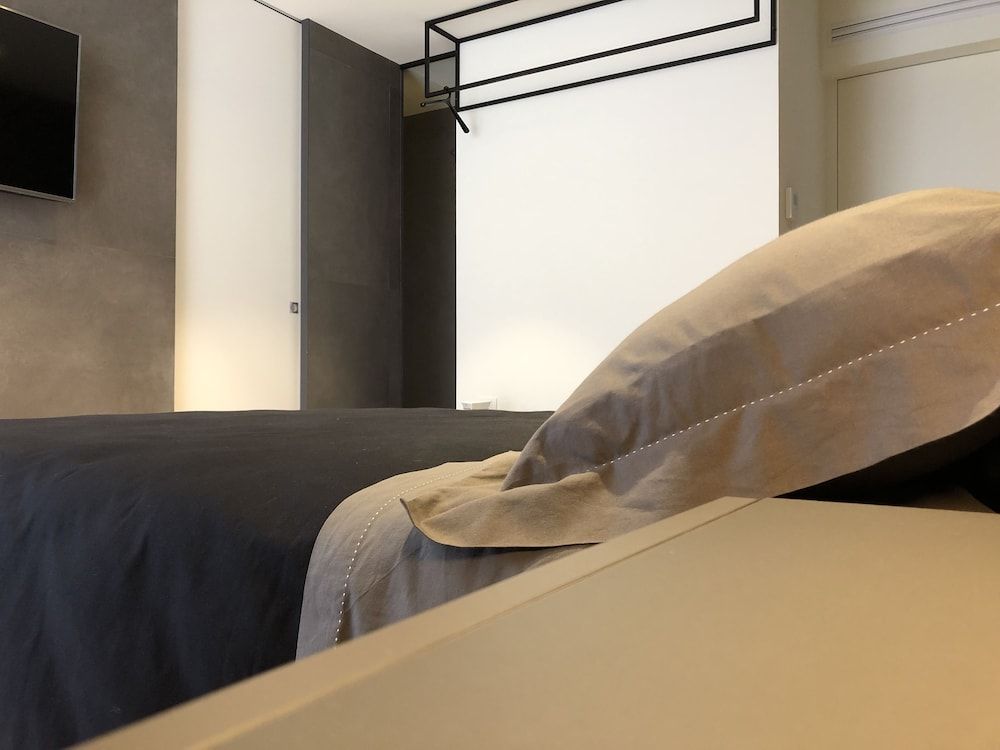 Golden Suites 50 Deluxe Room (Diamond)