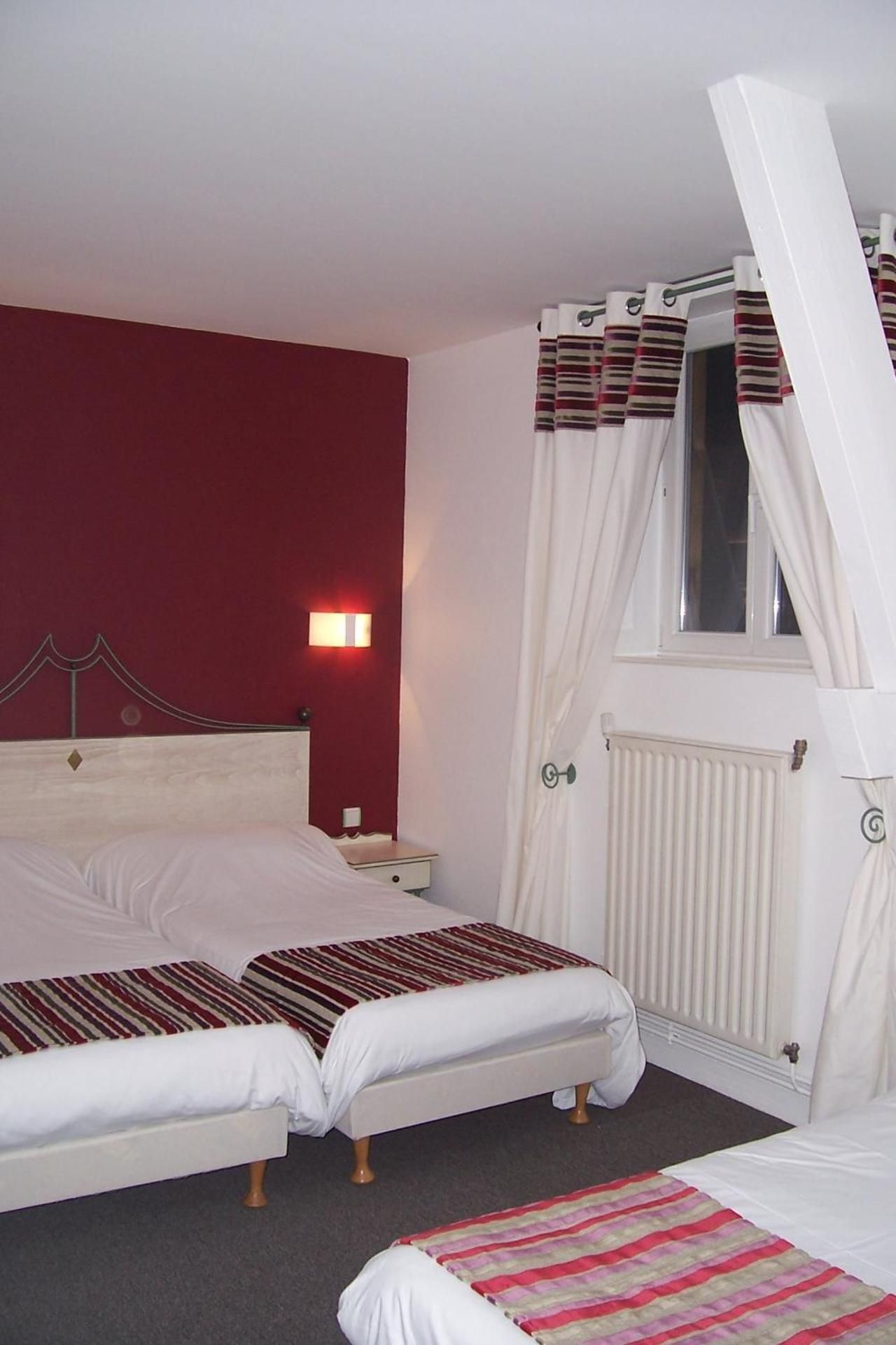 Comfort Triple Room