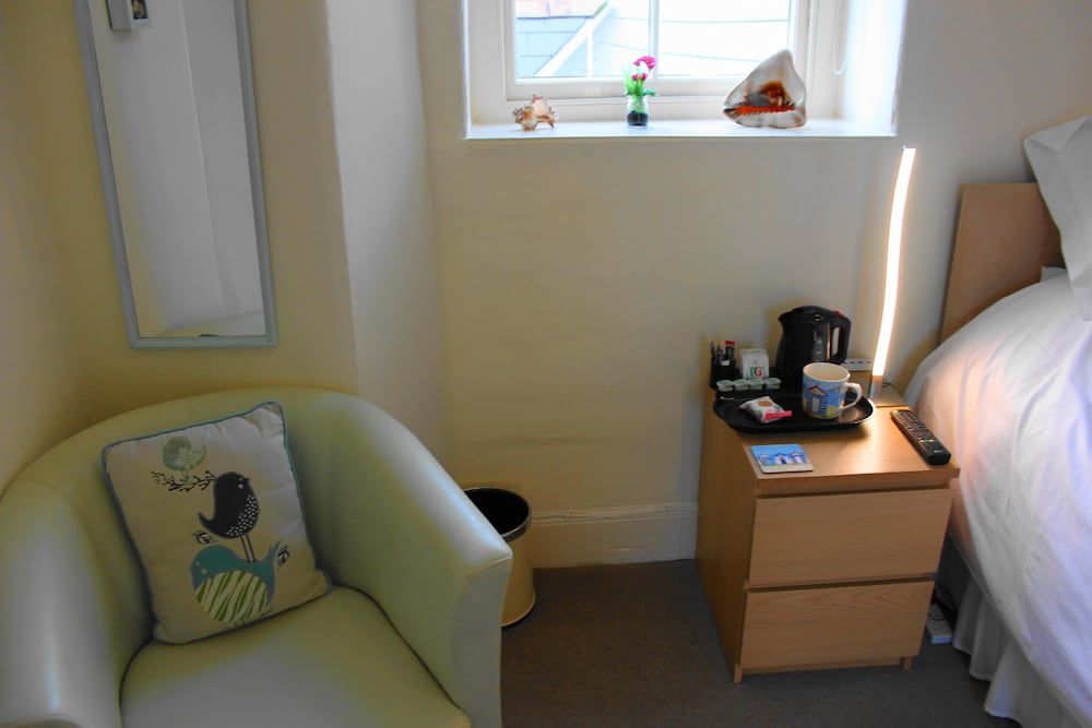 The Olive Branch Single Room 2