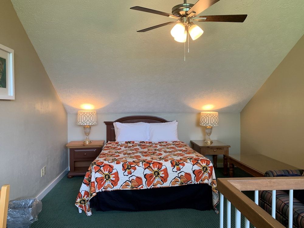 Grand Suite, 2 Bedrooms, Balcony, Mountain View