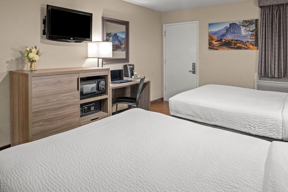 Buck Meadows Lodge Room 601 - Double Queen