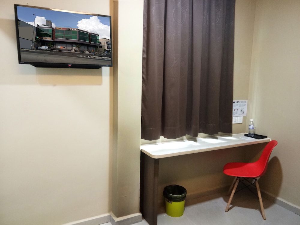 Asiago Hotel Single Room (With Window) 3