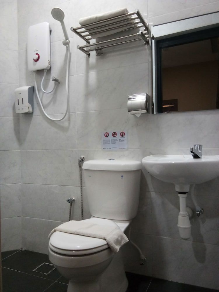 Asiago Hotel Single Room (With Window) 2