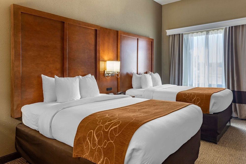 Suite, Non Smoking (2 Queen Beds)