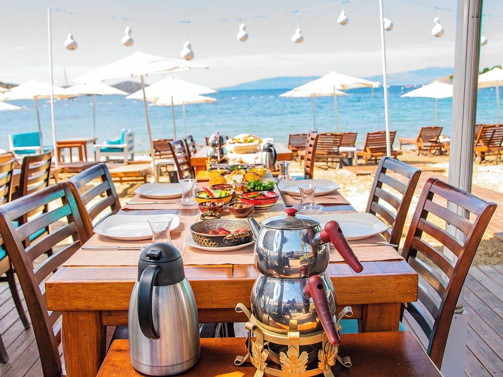 undefined Blue Bay Beach Otel 6