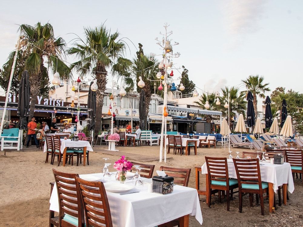 undefined Blue Bay Beach Otel 9