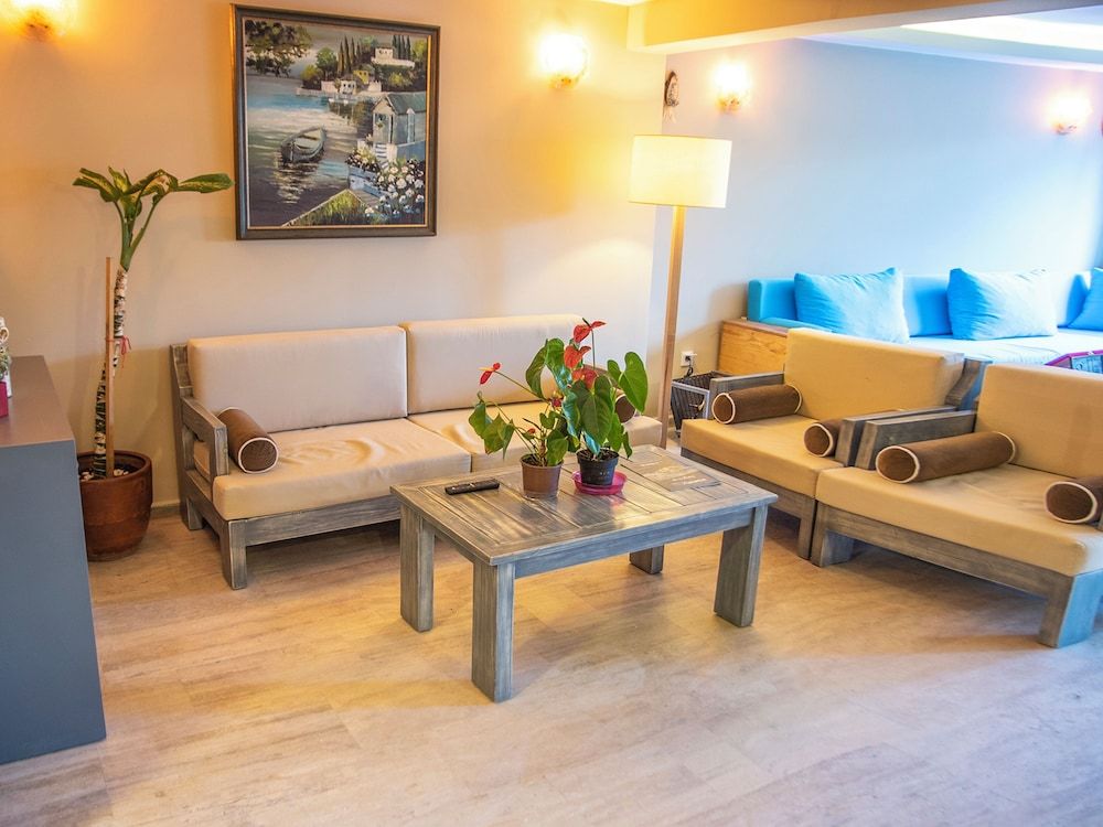 undefined Blue Bay Beach Otel